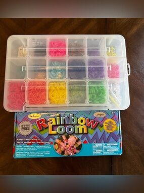Lot of Rainbow LOOM w Case Rubber Bands, charms, tools Compartment Storage Kit